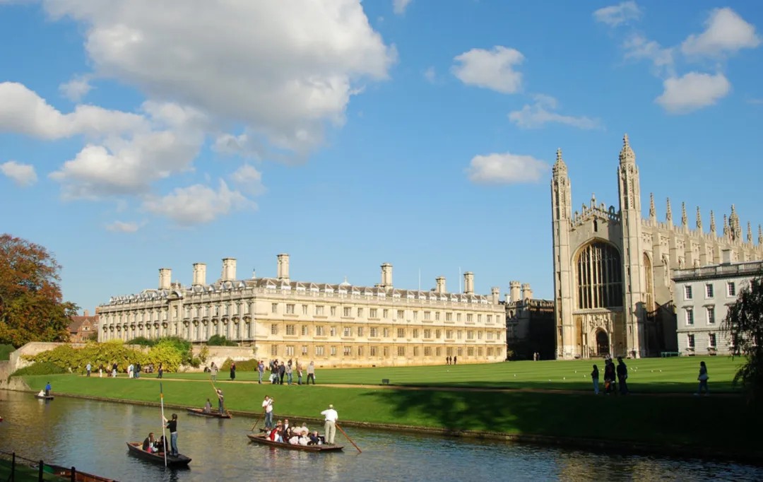 英国留学｜剑桥大学官宣：2025新政禁止中国学生参加首日笔试！